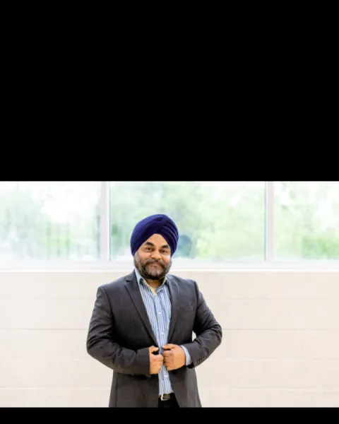 Vicky Srivastava